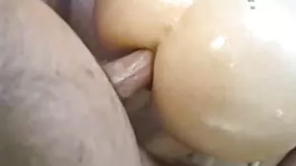 Sementara video bokep tante bokong semok ibu dan menyemprotkan