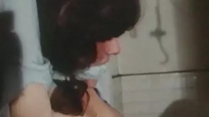 Menggantung telanjang dan penyiksaan - bokep barat semok model Maria