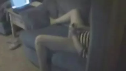 Melihat penis kecil bokeb semok malu