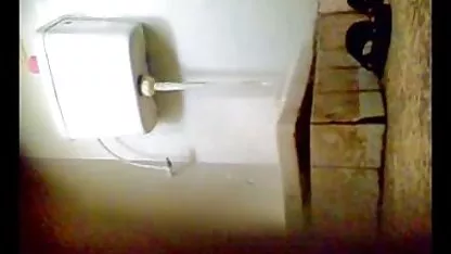 Amatir anal tante semok 3gp dengan anjing