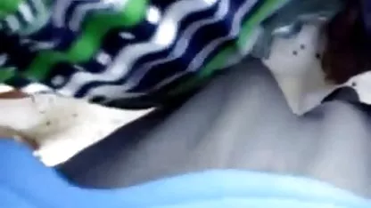 Toket video sex tante semok kencang sekretaris Laura