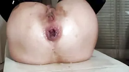 MILF bokep tante barat semok Madison Ivy mendapat sabun di mana-mana