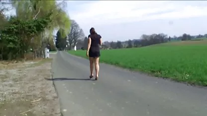 Bekerja bukan aku bokep montok semok