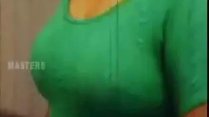 Hanya seks tante semok 3gp